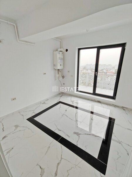 Titan finalizat  3 cam. 79mp +terasa 34 mp, etaj 9/11,  loc parcare inclus